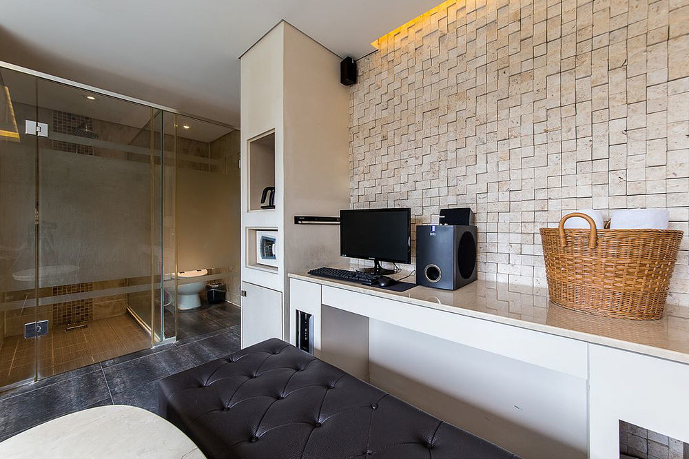 Tara Hotel