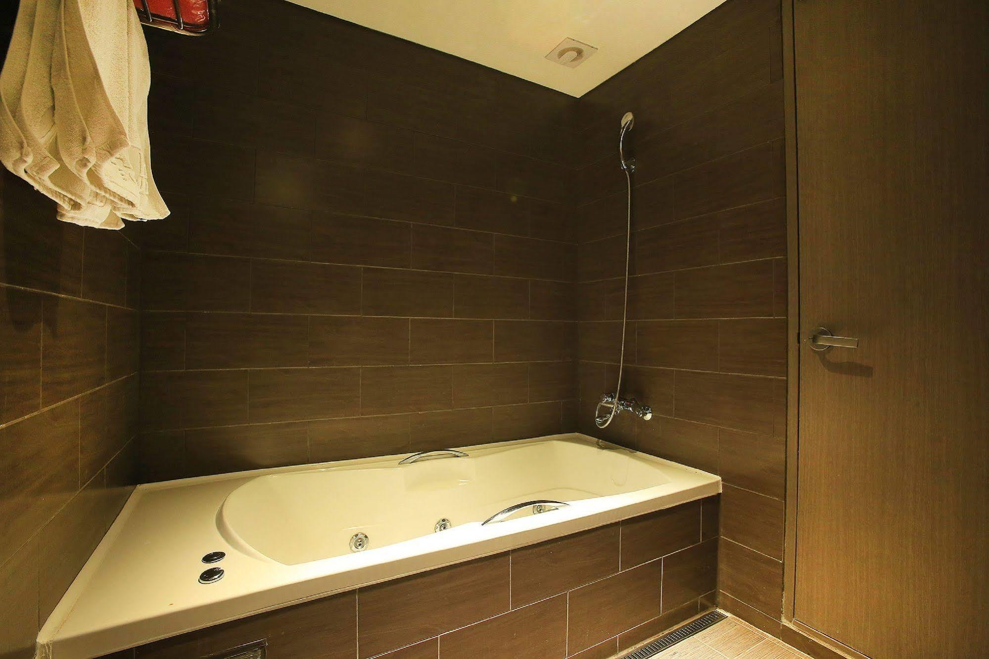 Tara Hotel Seoul