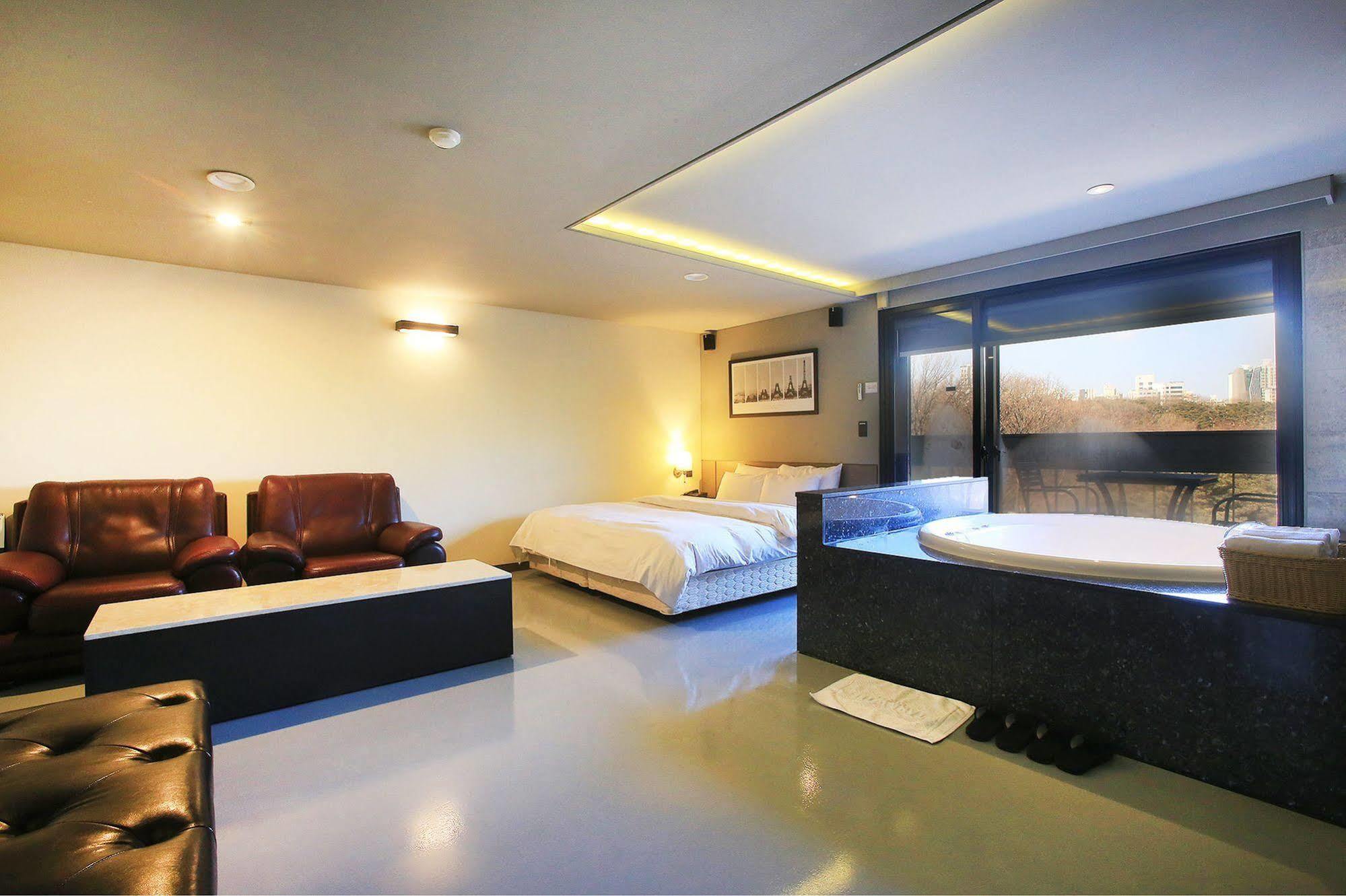 Hotel Tara