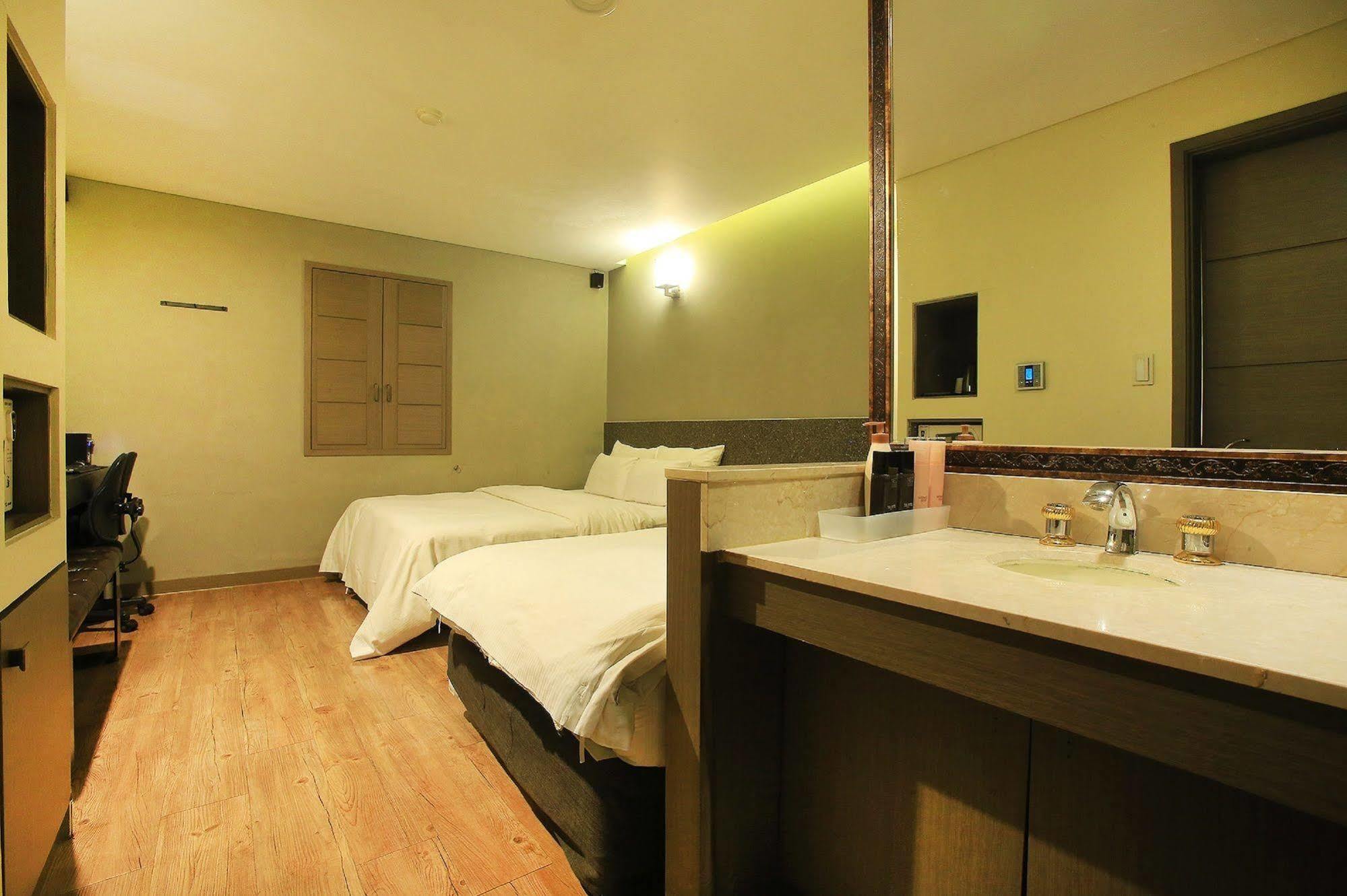Hotel Tara Seoul