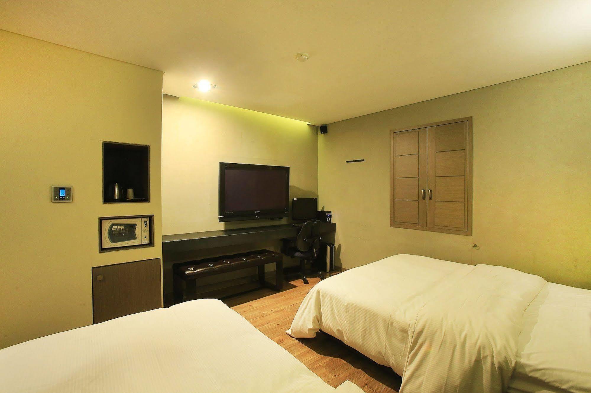 Hotel Tara