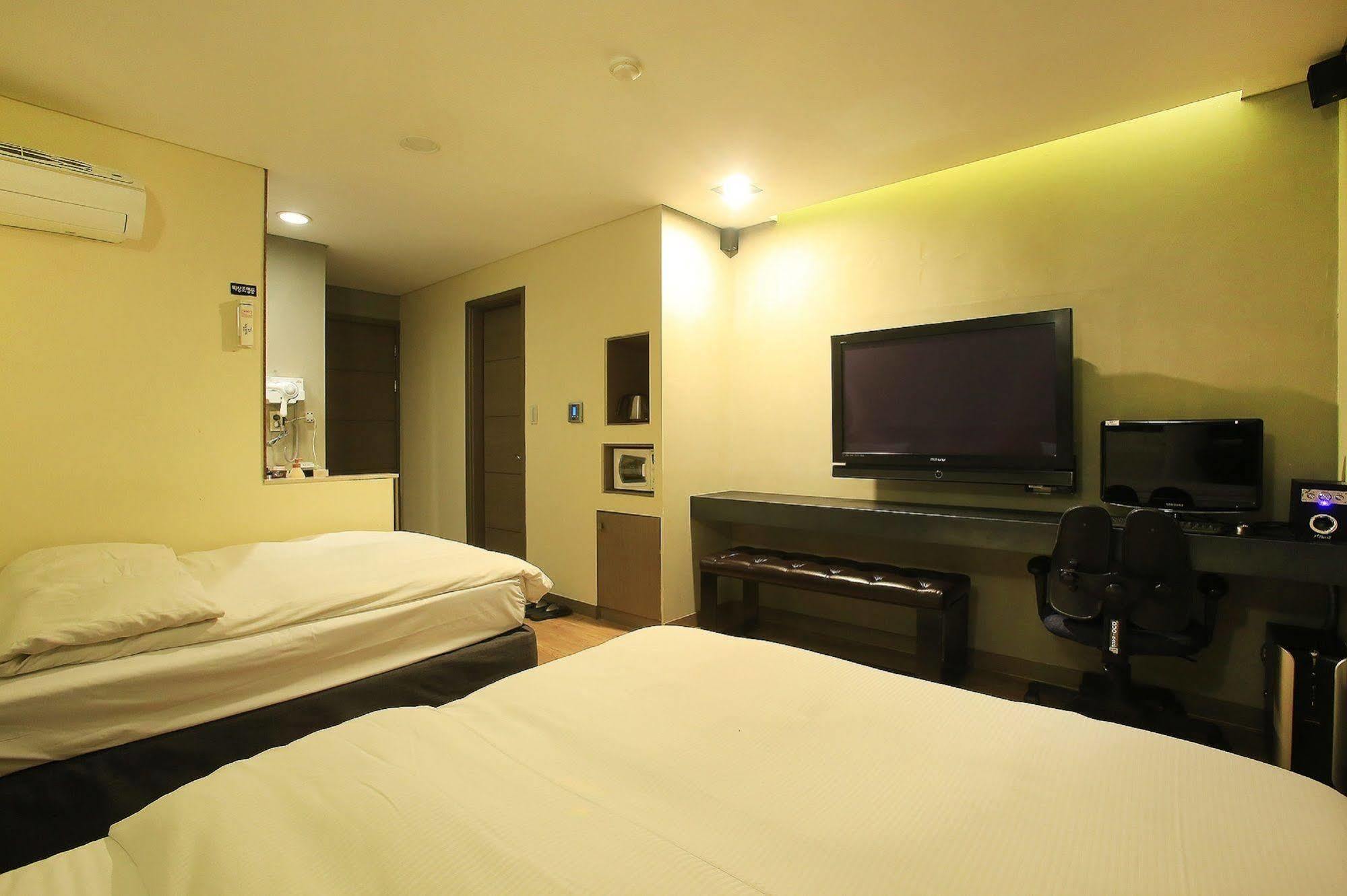 Tara Hotel Seoul